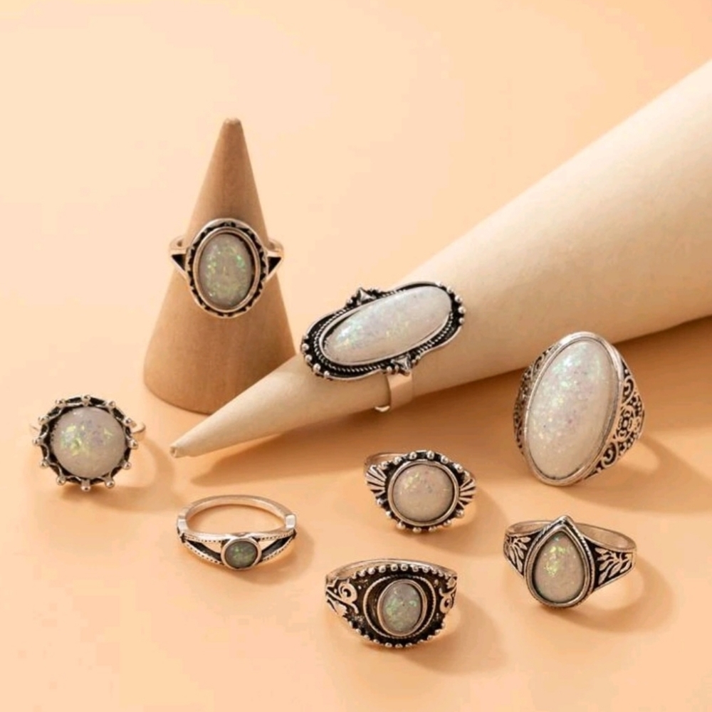 🌻8Pc Oval & Round Decor Rings - Picture 2 of 3